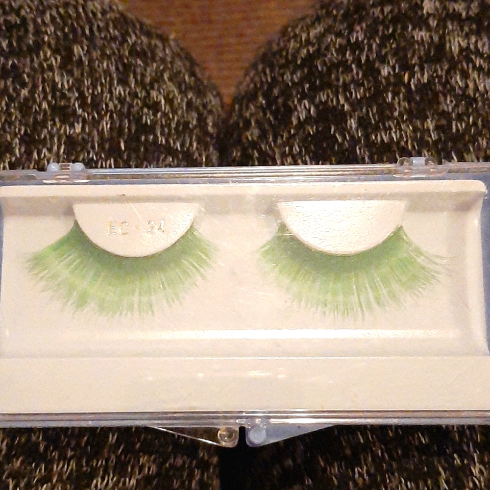 Light Green Strip Lashes